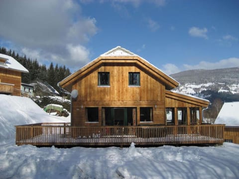 Holiday Home Exterior [winter]