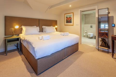 Family Room | Free WiFi