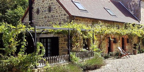 Pichonna cottage de charme classé 5 étoiles pour 4 personnes avec piscine chauffée, tennis, étang de pêche Domaine paysagé en Nouvelle Aquitaine