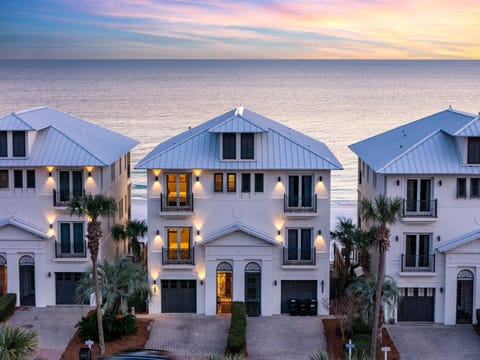 Serenity By the Sea - Beach Front