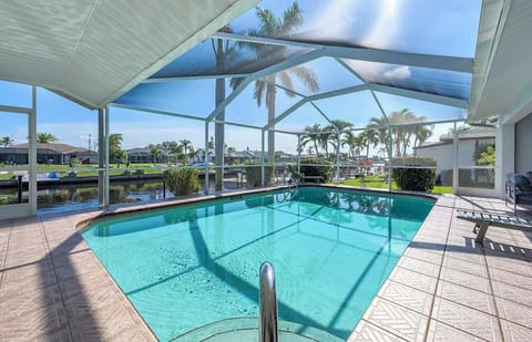 Enjoy the Sunny Life Style at Pearl