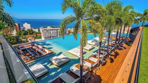 rooftop pool