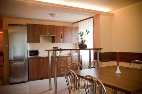 Shared fridge, microwave