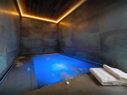 Shared pool