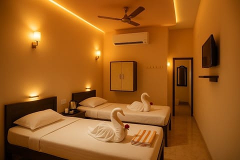 Executive Triple Room | Egyptian cotton sheets, premium bedding, desk, soundproofing