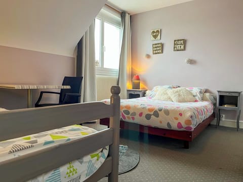 Classic Triple Room, Marina View | Iron/ironing board, free WiFi