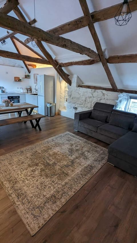 Deluxe Cottage, Non Smoking, Kitchenette | Living area | LED TV