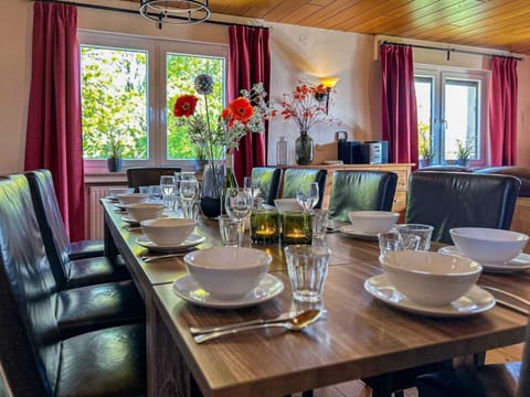 House | Dining