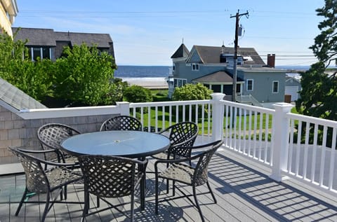 Second Story Deck 