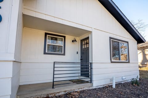 Front Door, Smart Keypad Entry