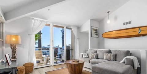 Living room with gorgeous ocean views!