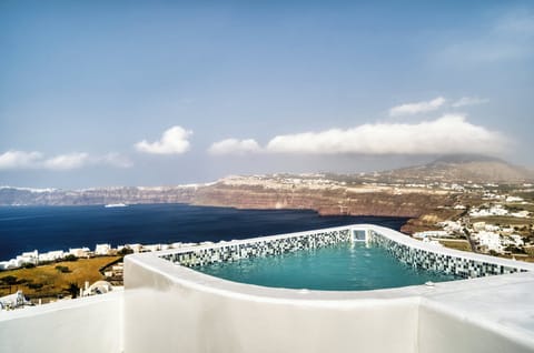 Deluxe Apartment, Sea View | Terrace/patio