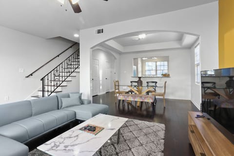 Living and dining area