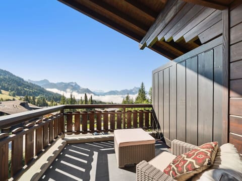 Mountain Range, Chair, Hardwood, Porch, Eco Hotel, Shade, Balcony, Alps, Wood Stain, Larch