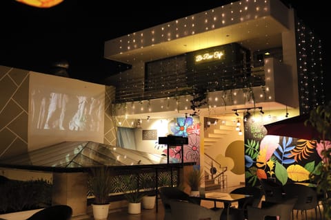 Cafe