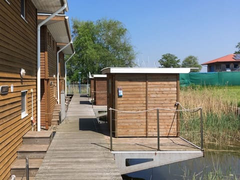 Mobile Home | Exterior