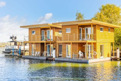 Mobile Home | Exterior