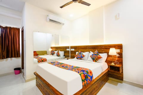 Premium Room | Egyptian cotton sheets, premium bedding, in-room safe