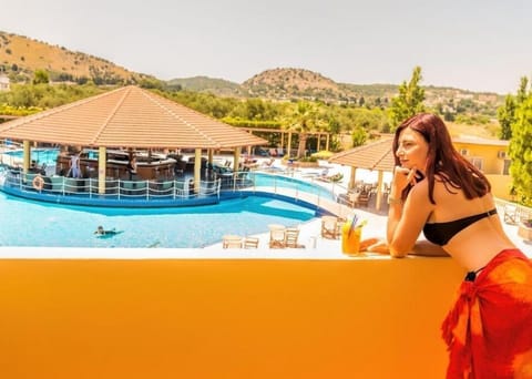 2 outdoor pools, pool umbrellas, sun loungers