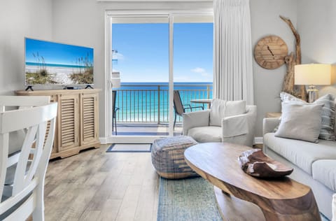 Condo, Multiple Beds (Sterling Reef 303) | Living area