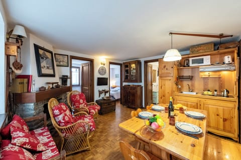 Living and dining room