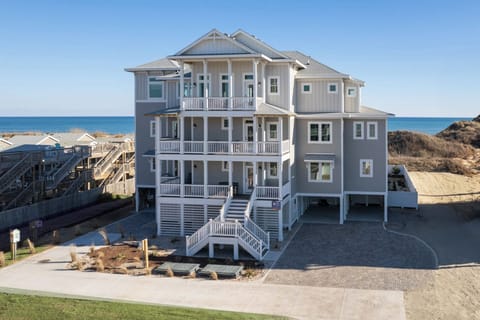 Welcome to Oceanfront Skydance!
