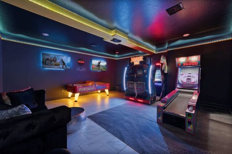 High end arcade games with Air Hockey, Jurassic Park and SkeeBall!