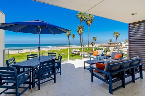 Condo, Multiple Beds, Balcony, Ocean View | Outdoor dining