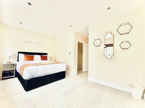 Townhome, 3 Bedrooms | 3 bedrooms, iron/ironing board, free WiFi