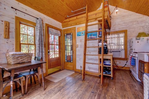 Standard Cabin, 1 Bedroom, Non Smoking (Secret Cottage) | Living area | 33-inch Smart TV with satellite channels, TV, Hulu