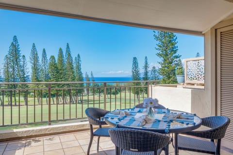 Dine alfresco with seating for four—perfect for morning coffee, sunset dinners, or anything in between.