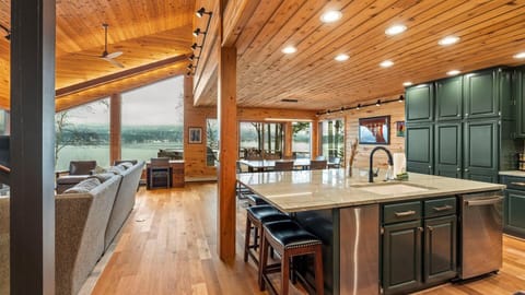 Whitefish Lake Legacy (8255)