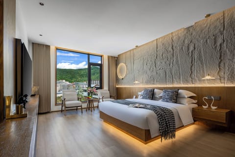 Standard Room, City View | Memory foam beds, minibar, desk, blackout drapes