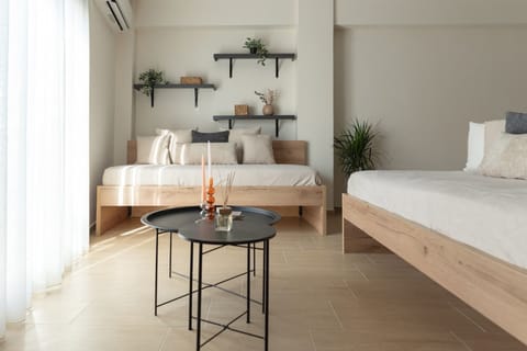 Apartment | 2 bedrooms, desk