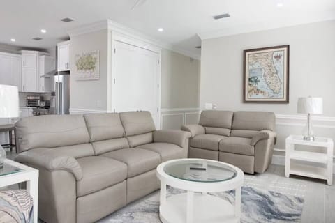 564a9309 947f 4f56 b124 f597f44c1206