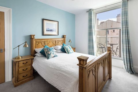 Grosmont at the Sandbeck, Whitby - Host & Stay