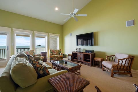 Bayfront Boaters Paradise  Fishermans Dream