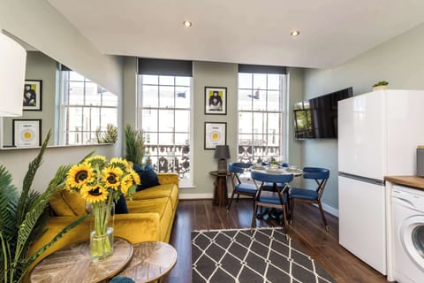 Canning Quarters II and III, Liverpool - Host & Stay