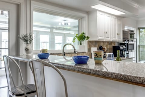 Our breakfast bar with two barstools.