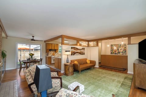 Overview of the common space in the main level