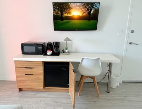 Studio with amenities and TV