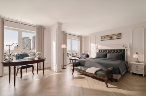 Suite, City View | Free WiFi