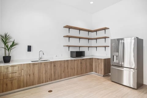 House (3 Bedrooms) | Property amenity