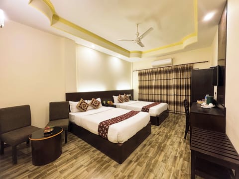 Deluxe Studio Suite | Hypo-allergenic bedding, free WiFi, bed sheets