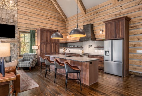 Spacious kitchen area for cooking up a delicious family meal
