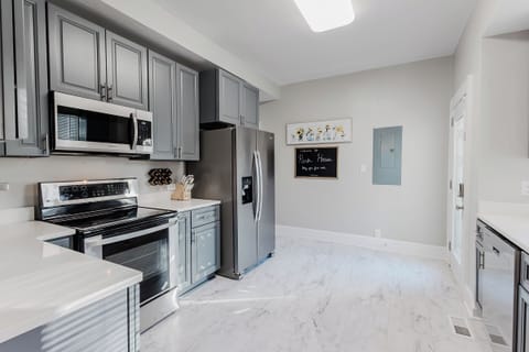 Fully equipped kitchen