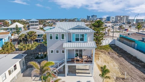 House, 4 Bedrooms | Exterior