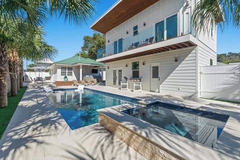Discover Cobia Casita: where the beach meets serenity!
