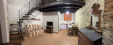 Standard Studio Suite | Living area