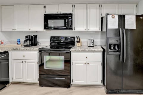 Cooking, serving and cleanup are a breeze!